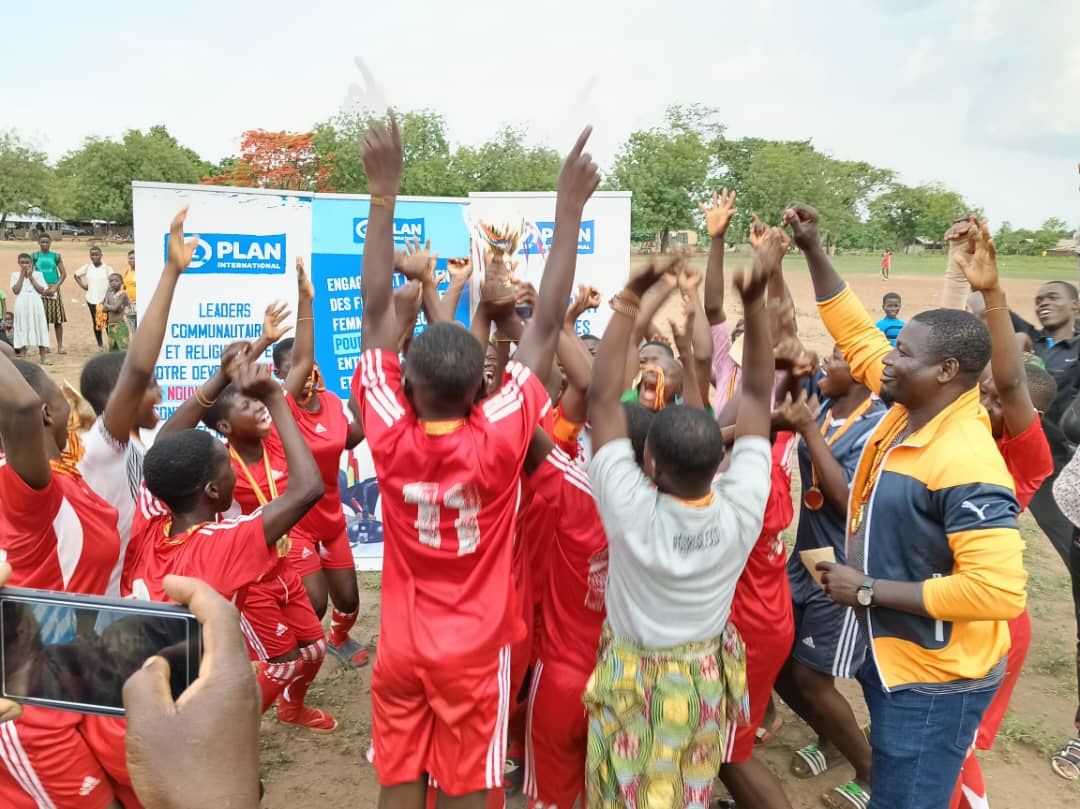 Sotouboua 3 : Plan International Togo crée un cadre d’échange aux filles à travers un Gala de foot