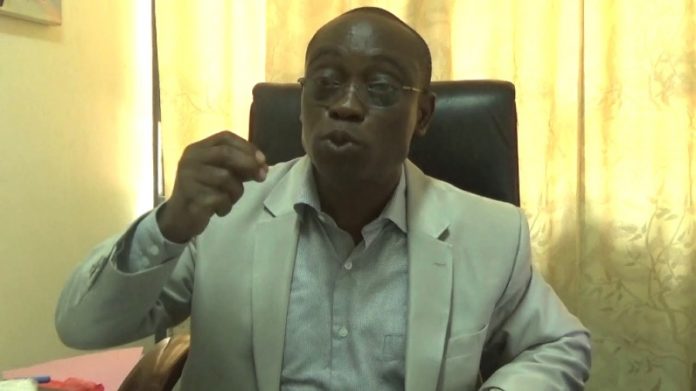 Modification de constitution : Prof Wolou interpelle Faure Gnassingbé sur le ‘gros’ risque du processus en cours
