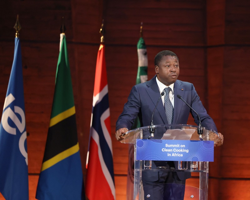 Intervention du chef de lEtat togomais Premier sommet sur la cuisson propre en Afrique
